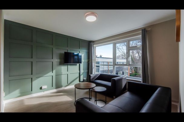 2 Bed Flat, Selly Wick Drive, B29 - Photo 1