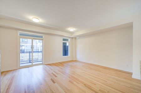 For Lease - 1126 Wheat Boom Drive, Oakville, Ontario - Photo 3