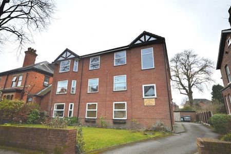 Grosvenor Court, Stockport - Photo 2