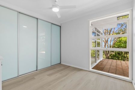 Newport, 35 Cheryl Crescent - Photo 4