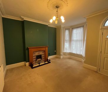 2 bedroom semi-detached house to rent - Photo 2