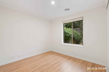 Renovated & Stylish Three Bedroom Home in Macgregor - Photo 3