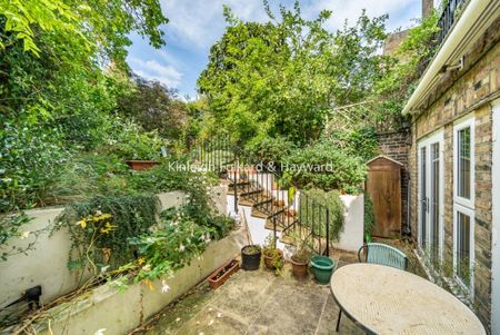 3 bedroom flat to rent - Photo 4