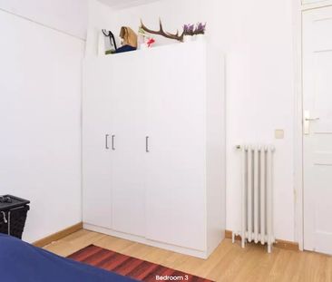 Calle del Divino Pastor, Madrid, Community of Madrid 28004 - Photo 2