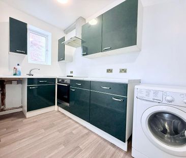 Mayfield Road, Southampton, Hampshire - Photo 1