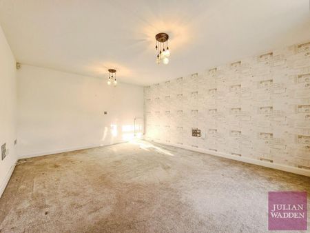 4 bedroom detached house to rent - Photo 4