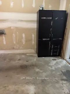 3135 Boxford Crescent #12 - Photo 3