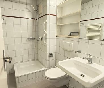 Rent a 1 ½ rooms apartment in Péry - Photo 6