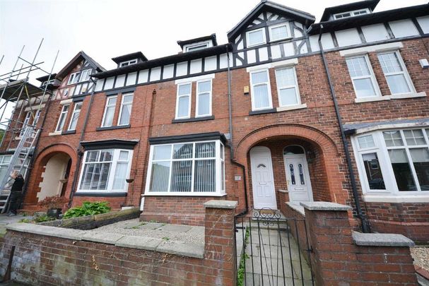 1 bedroom in a house share to rent - Photo 1