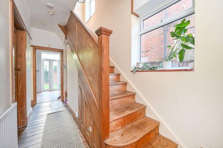 3 bedroom semi-detached house to rent - Photo 3
