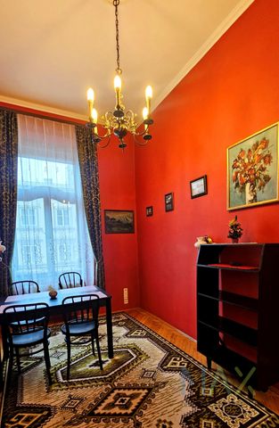 Stlowe mieszkanie z antresolą do spania ul. Starowiślna - Zdjęcie 4