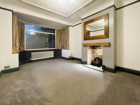 4 bedroom semi-detached house to rent - Photo 2