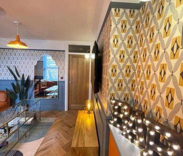 All Ensuites // Luxury Bed // Boultham Ave // Sept, LN5 - Photo 3