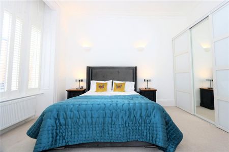 3 bedroom apartment to rent - Photo 3