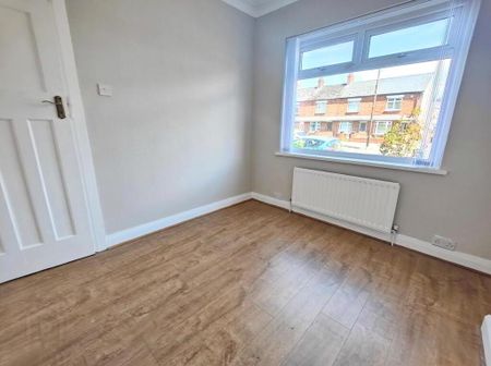 100 Shore Road, Belfast, BT15 3QA - Photo 5