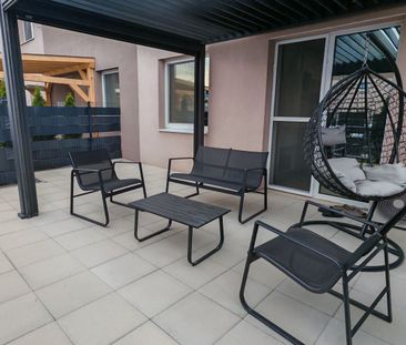 Bývanie s vlastnou terasou a parkovaním: Prenájom kompletne zariadeného 3-izbového bytu v novostavbe - Photo 4