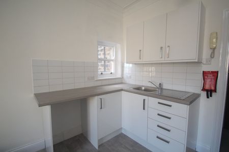 1 bedroom apartment to rent - Photo 3
