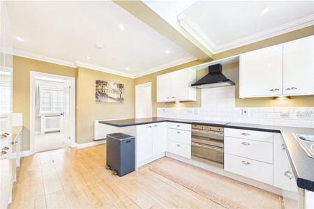 Hunt Cottages, Goring Lane, Mortimer, Reading, RG7 - Photo 5