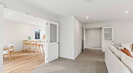 Beautifully Renovated Family Home - Photo 3