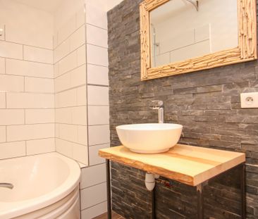 Location Appartement 3 pièces 63m² PUGET SUR ARGENS 83480 - Photo 3