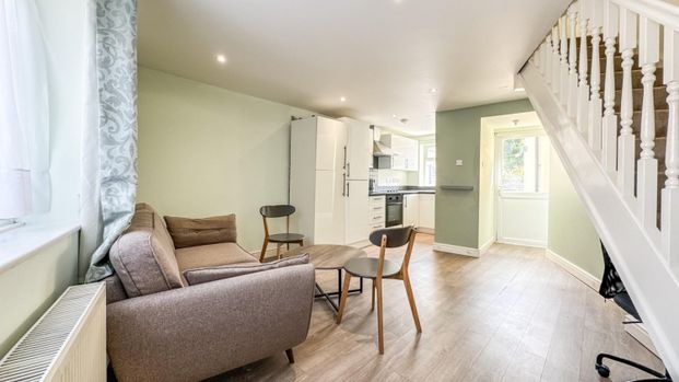 1 bedroom House To Let - Photo 1