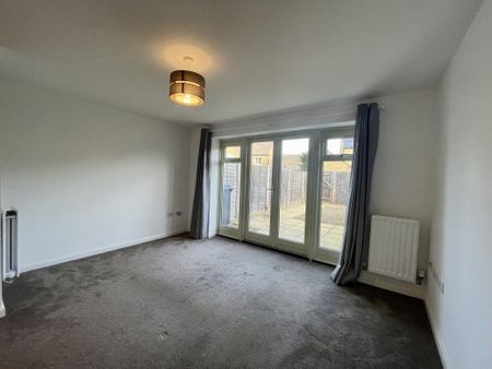 2 bedroom terraced house to rent - Photo 3
