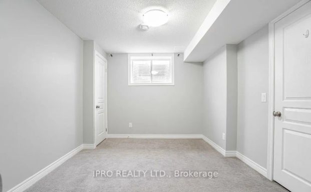 Property For Lease | X9256511 - Photo 1