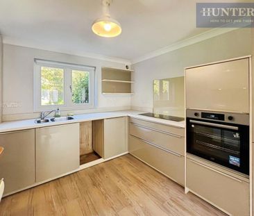 3 bedroom maisonette to rent - Photo 1