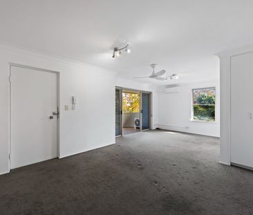 Leave the car at home: public transport, Indooroopilly Shopping Cen... - Photo 3