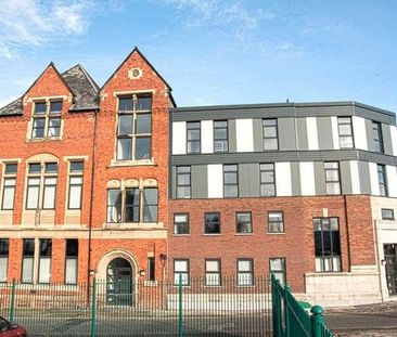 En-suite Room, In Gardner Street, Salford, M6 - Photo 1
