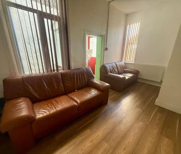 Stanley Terrace, Preston - Photo 5