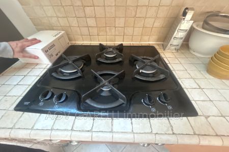 Location Appartement 2 pièces 35m² SIX FOURS LES PLAGES 83140 - Photo 3