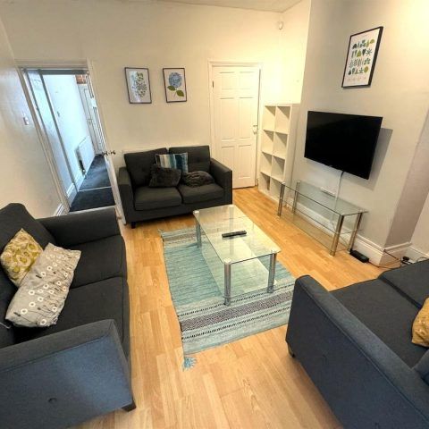 135 Pomona Street, Ecclesall - Photo 1