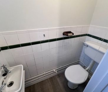 Adam Close, KING'S LYNN - Photo 4