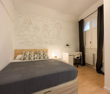 Carrer de Jonqueres, Barcelona, Catalonia 08003 - Photo 2