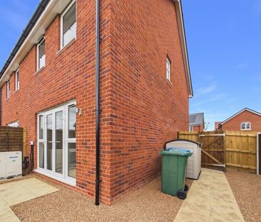 2 BED House To rent - Photo 3