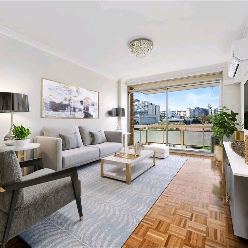 Bondi Junction - Photo 1