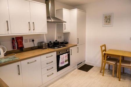 3 bedroom detached house to rent - Photo 3