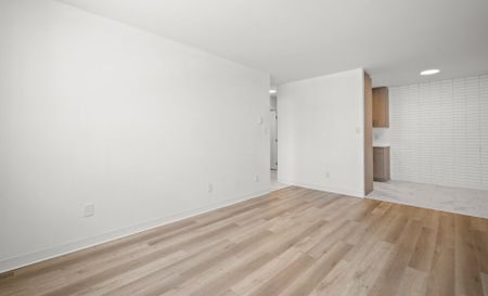 800 Beverley Street – Unit B - Photo 4