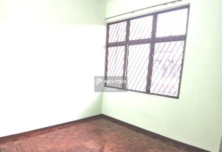 Corner / Endlot Double Storey Gated Guarded Happy Garden - Foto 4