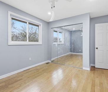 For Lease - 536 Lisbon Court, Oshawa, Ontario - Photo 4