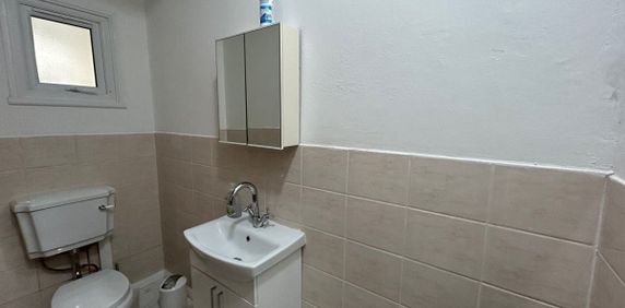 St Albans Road - Photo 2