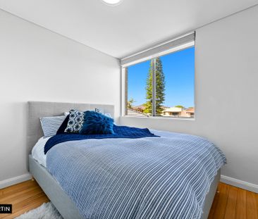 MGM MARTIN - TWO BEDROOM APARTMENT - Photo 4