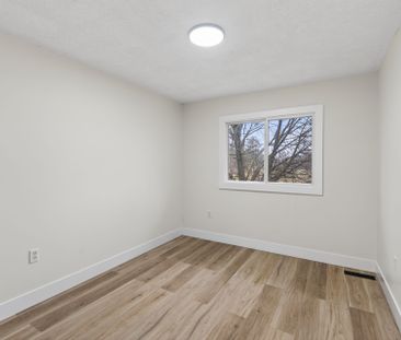 For Lease - 1858 Aldersbrook Road, London North, Ontario - Photo 5