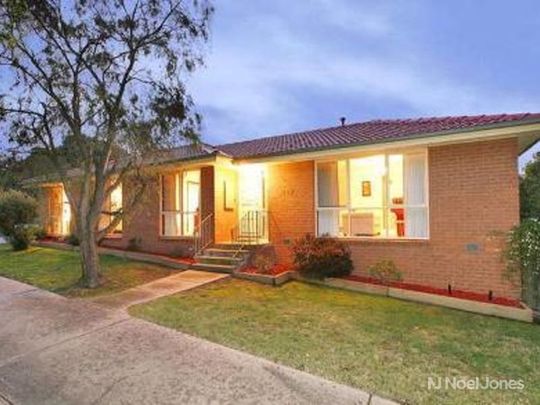 2/6 Scott Street, MITCHAM - Photo 1