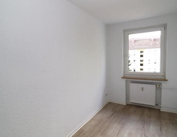 Der Herbst steht auf der Leiter... - Photo 1