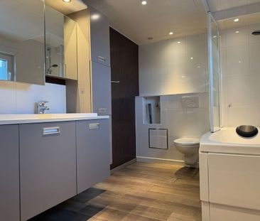 Ruim en lichtrijk bel-etage appartement met ruim terras nabij centr... - Photo 4