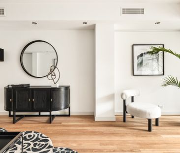 Fantastic North Facing City Apartment in Acclaimed 'The Giorgio' - Photo 2