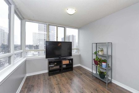 For Lease - 5 Lisa Street Unit# 704, Brampton, Ontario - Photo 3