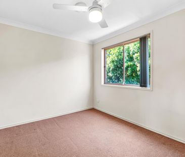 Location, Location, Location! Low Maintenance & Convenient Unit in ... - Photo 6